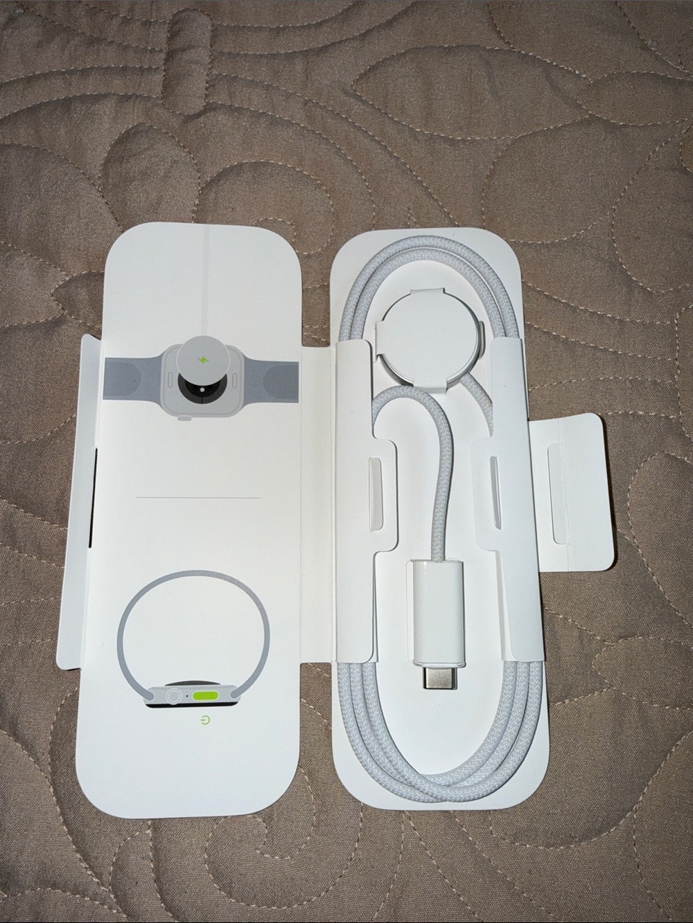 Apple Silver-White Braided USB-C Magnetic Charger for Apple Watch